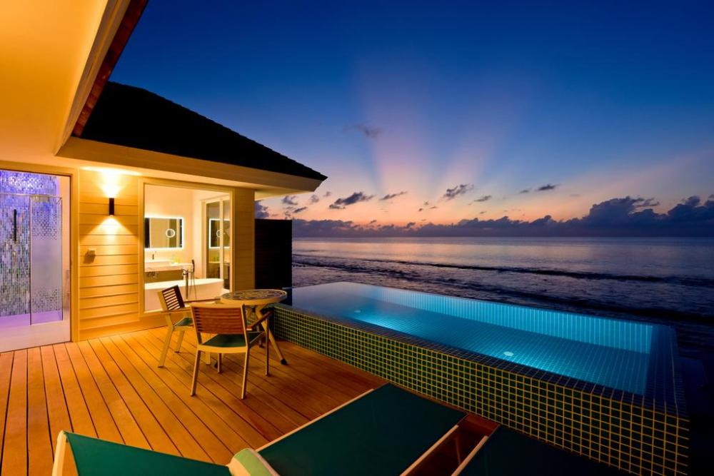 content/hotel/Kandima/Accommodation/Ocean Pool Villa/Kandima-Acc-OceanPoolVilla-04.jpg